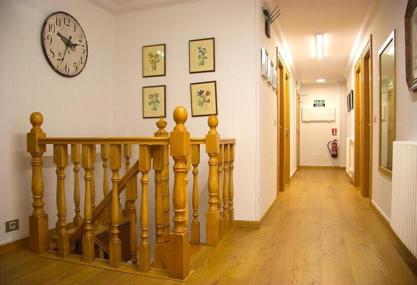 هتل Hostal La Provinciana