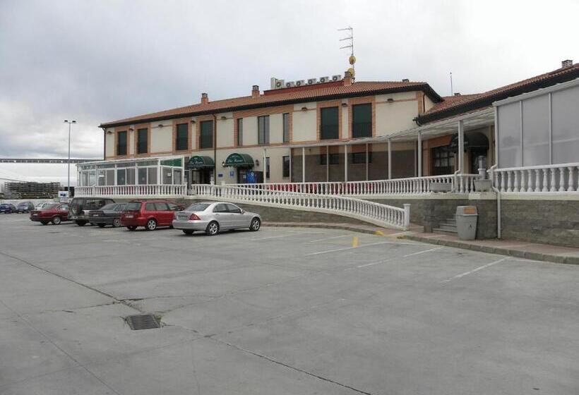 فندق Hostal Las Fuentes