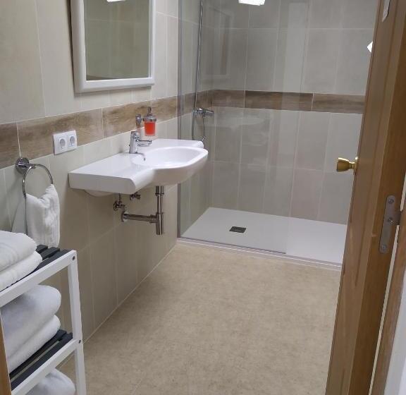 호텔 Hostal Leo D Or