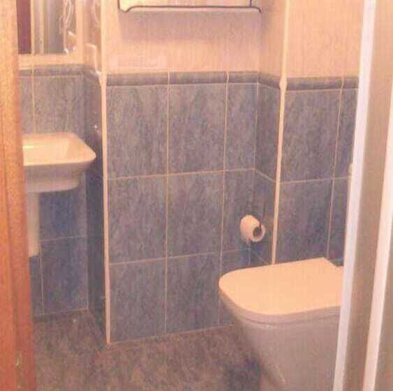 هتل Hostal álvarez