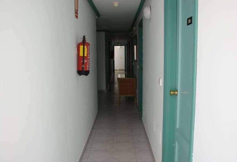 호텔 Hostal Manolo