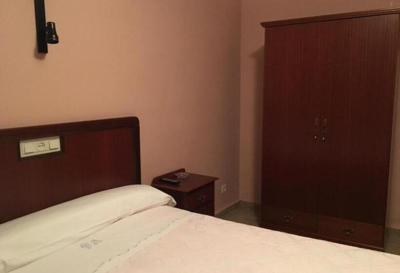 酒店 Hostal Moraleda