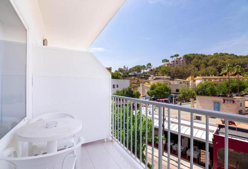 ホテル Hostal Neptuno