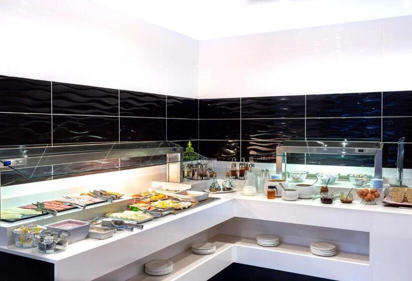 ホテル Hostal Neptuno