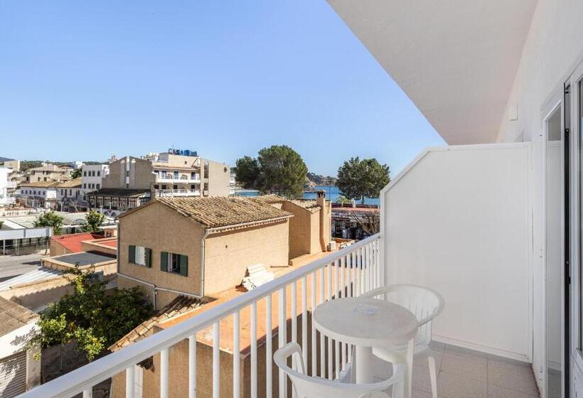 ホテル Hostal Neptuno