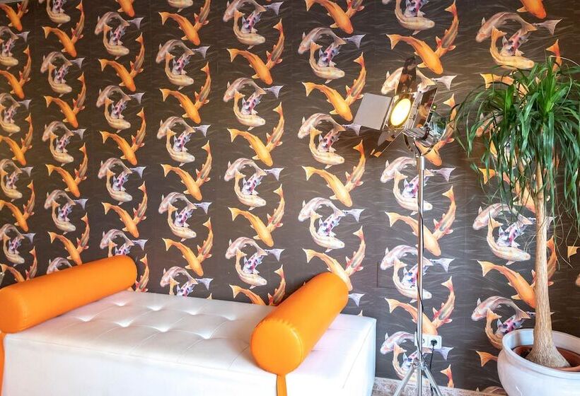 ホテル Hostal Neptuno