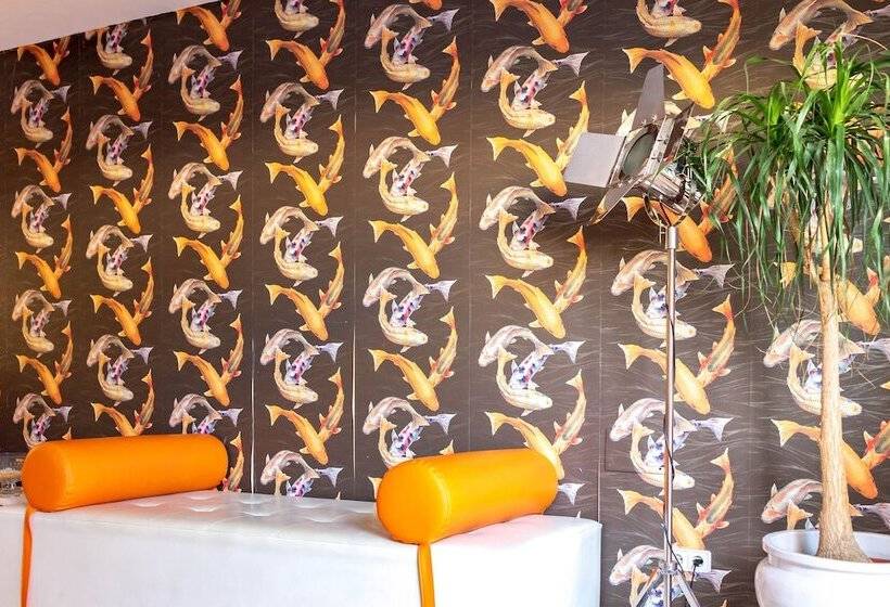 ホテル Hostal Neptuno