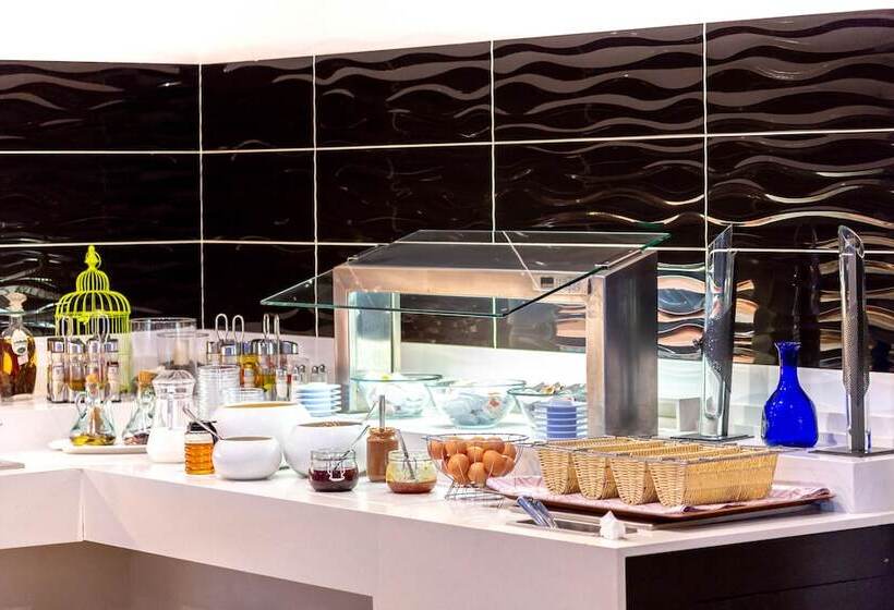 ホテル Hostal Neptuno