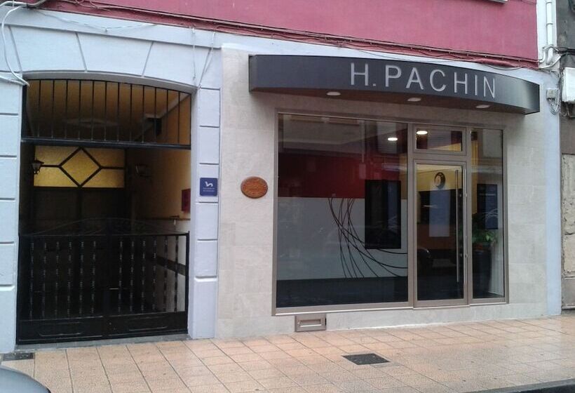 هتل Hostal Pachin