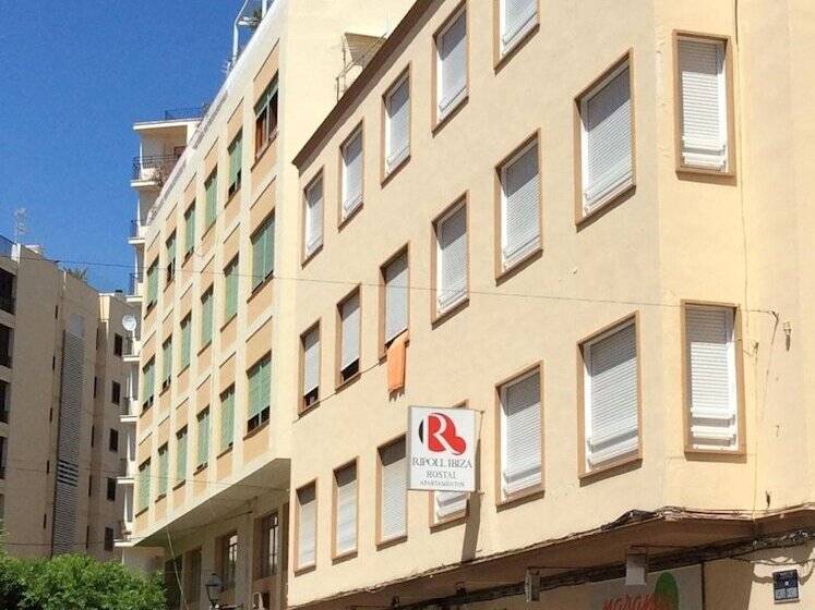 هتل Hostal Ripoll Ibiza