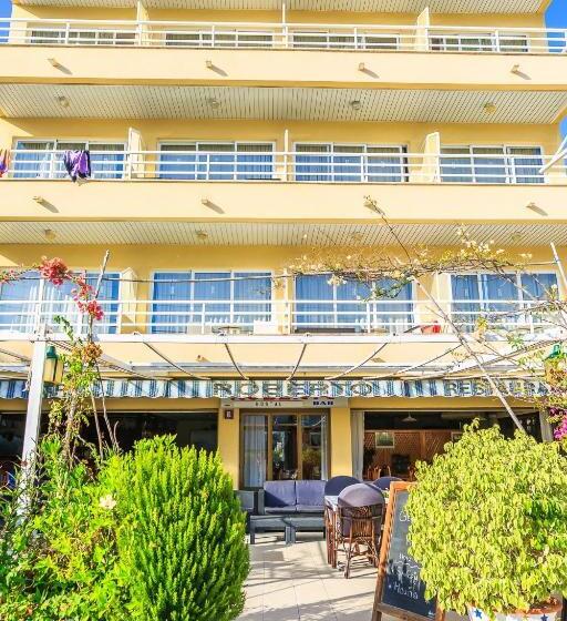 فندق Hostal Roberto