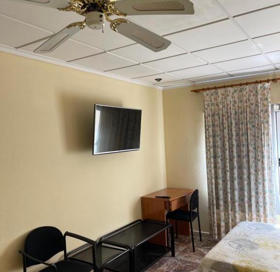 酒店 Hostal Rosaleda