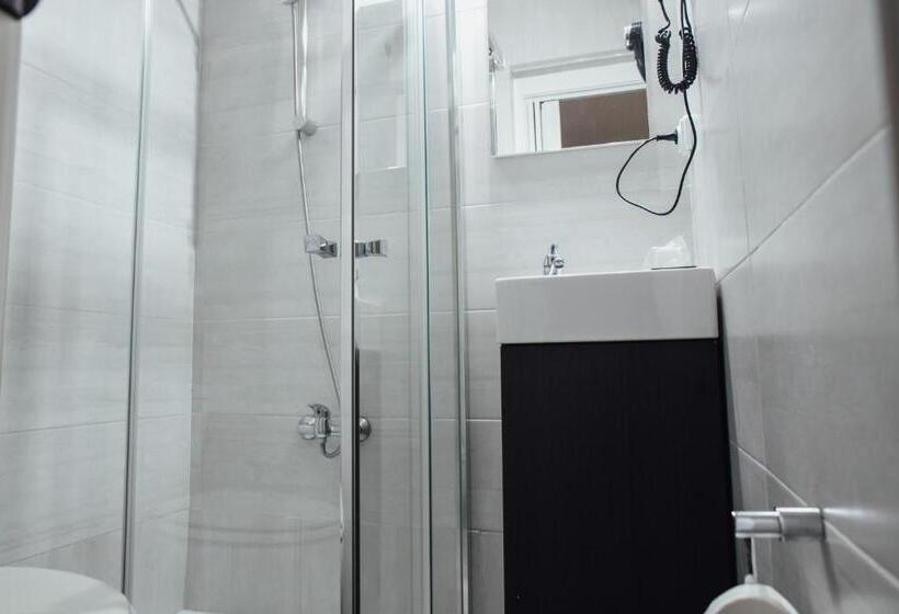 בית מלון כפרי Hostal Ruta De Francia