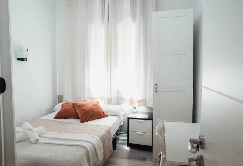 בית מלון כפרי Hostal Ruta De Francia