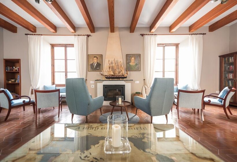 ホテル Hostal Sa Baronia