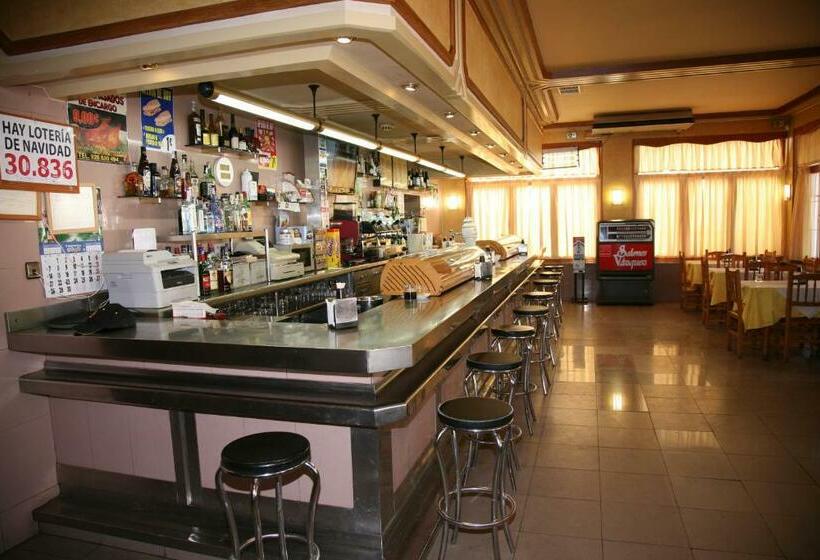 בית מלון כפרי Hostal Santa Barbara