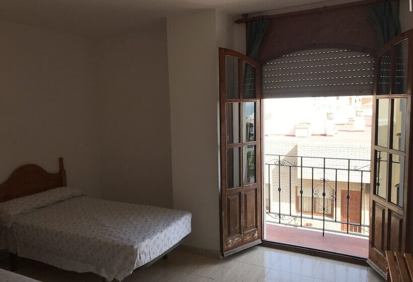 酒店 Hostal Villa De Garrucha