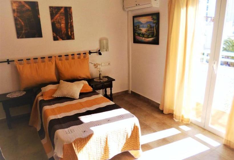 Отель Hostal Yebisah