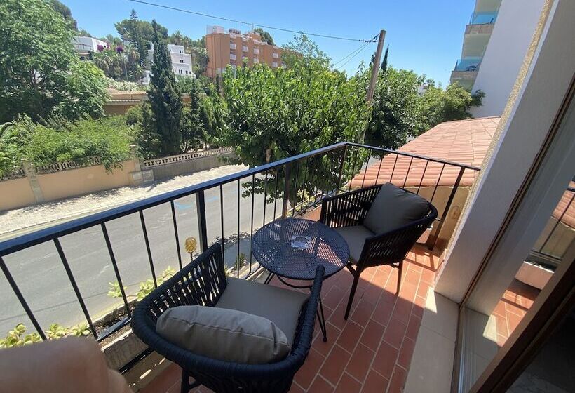 هتل Hostal Villa Rosa