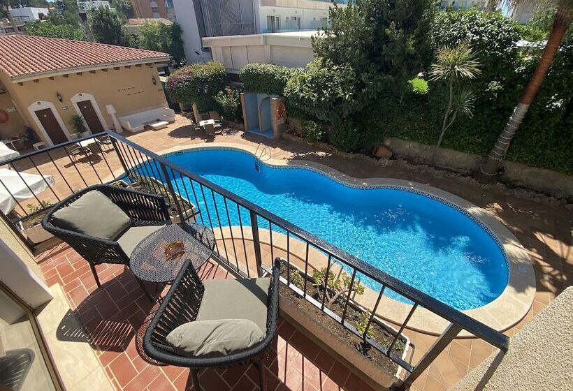 هتل Hostal Villa Rosa