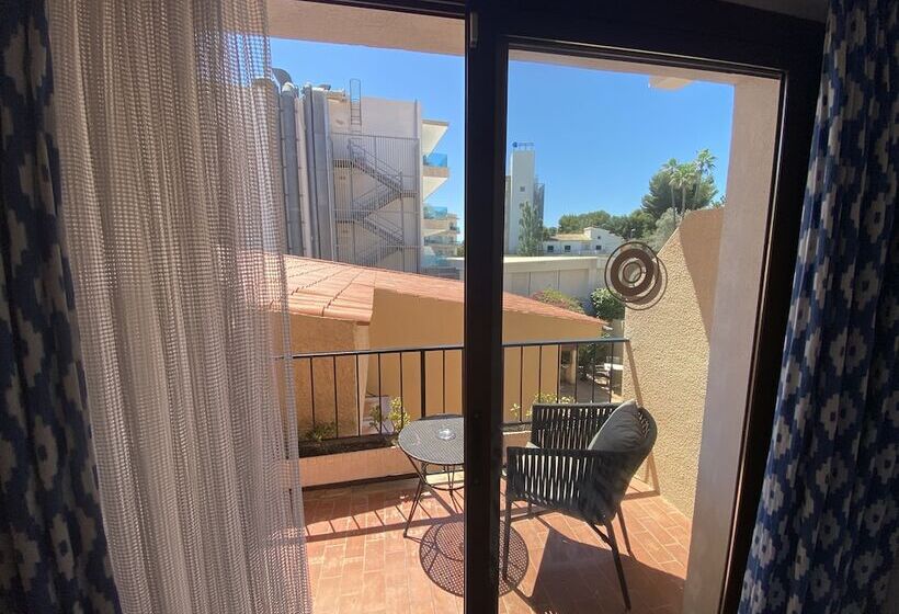 هتل Hostal Villa Rosa