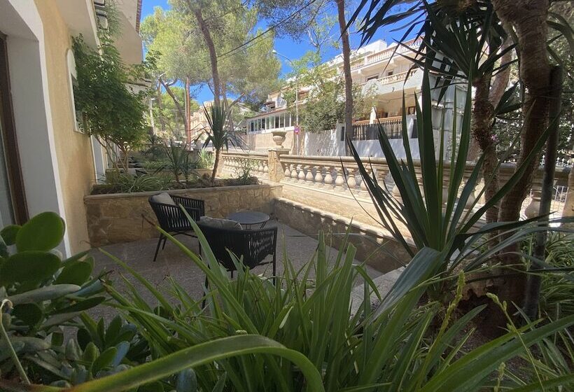 هتل Hostal Villa Rosa