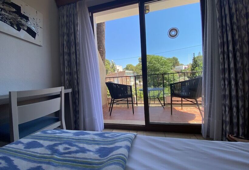 هتل Hostal Villa Rosa