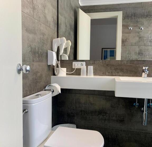 فندق Jeni & Restaurant