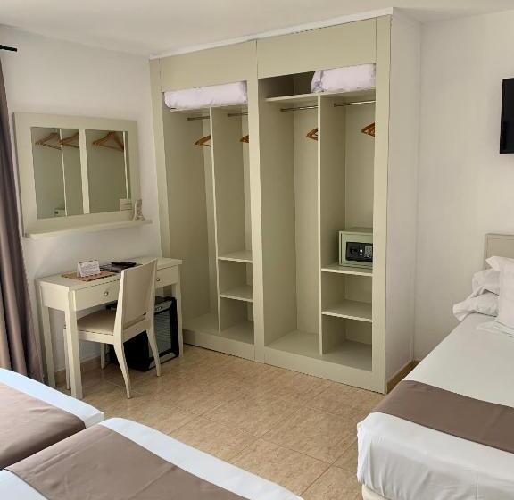 فندق Jeni & Restaurant