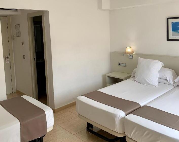 فندق Jeni & Restaurant