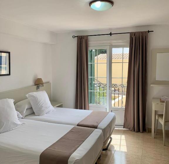 فندق Jeni & Restaurant