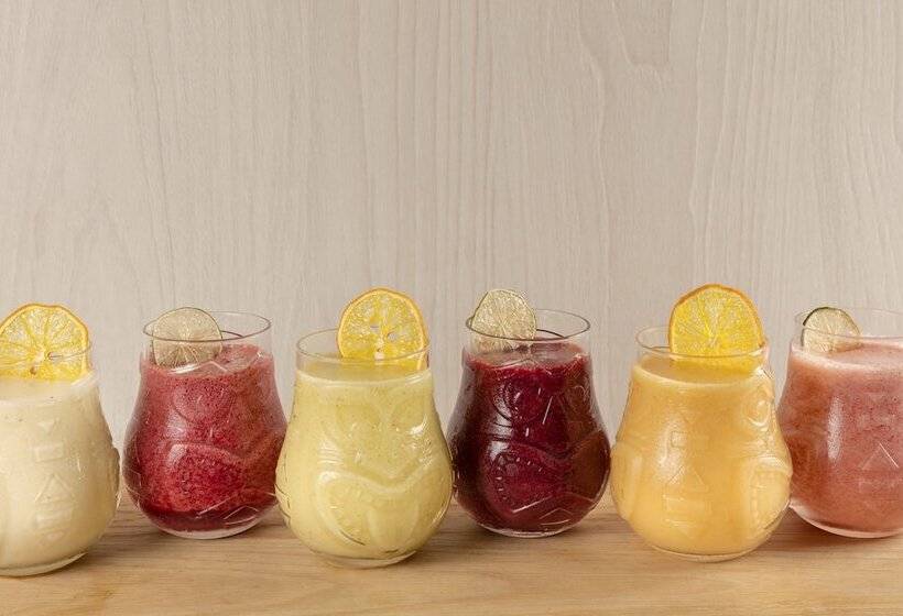 La Goleta Hotel De Mar   Adults Only