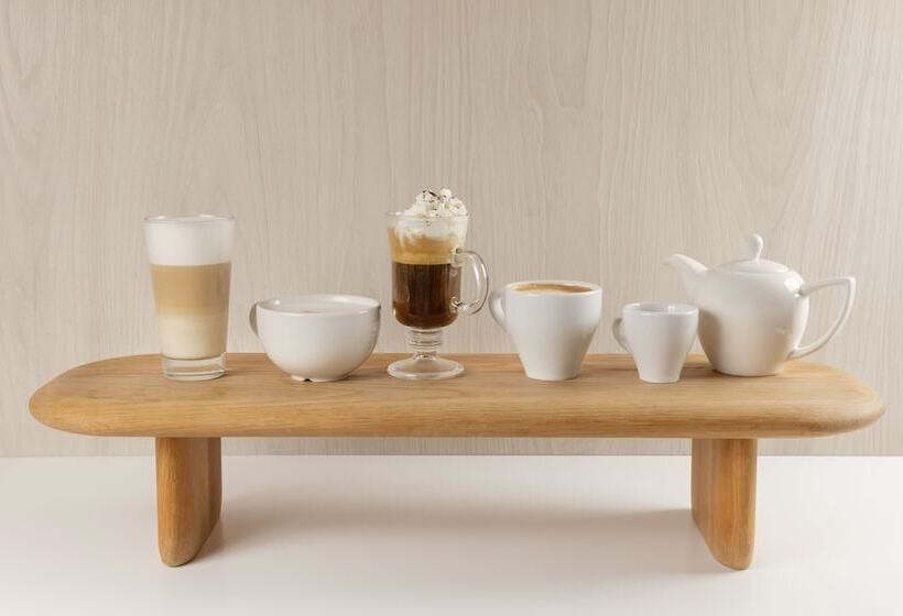 La Goleta Hotel De Mar   Adults Only