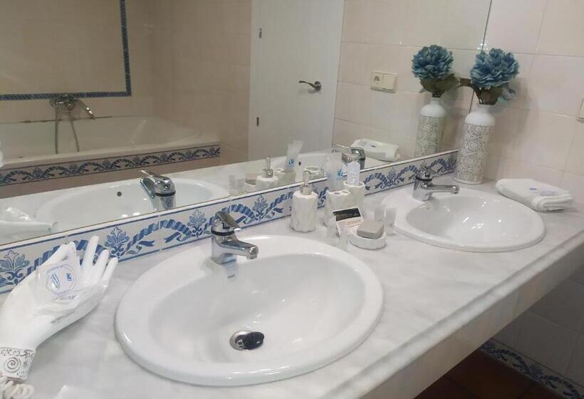 בית מלון כפרי Los Bronces