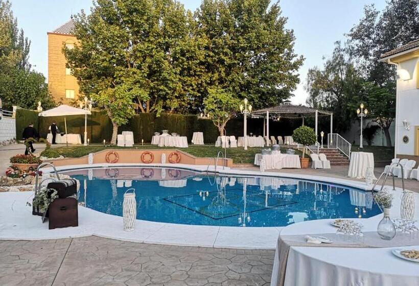 בית מלון כפרי Los Bronces