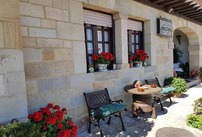 هتل Pensión Castio