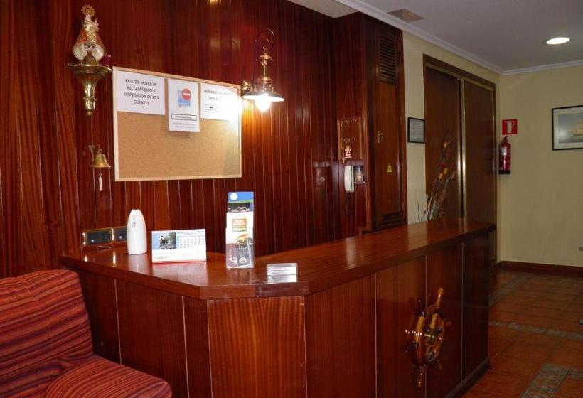 فندق Pensión El Camarote