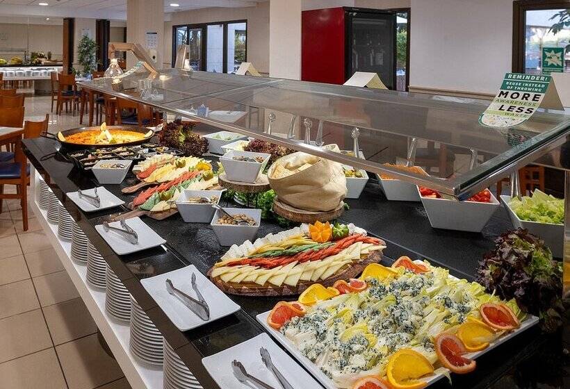 هتل Playas De Torrevieja