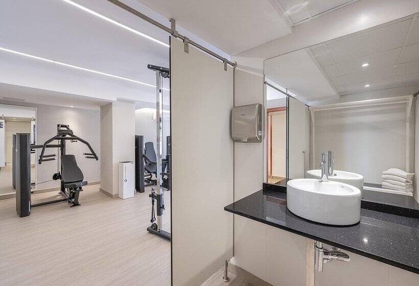 هتل Playas De Torrevieja