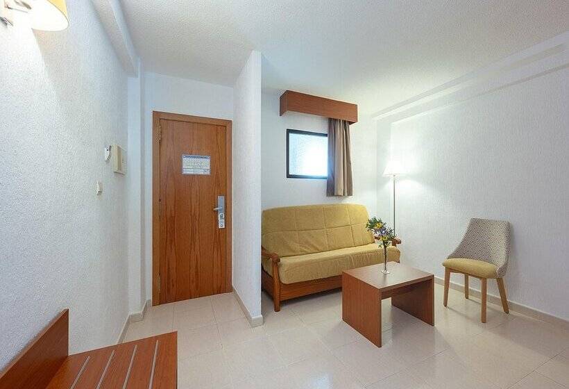 هتل Playas De Torrevieja