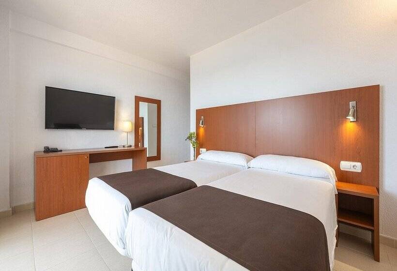 هتل Playas De Torrevieja