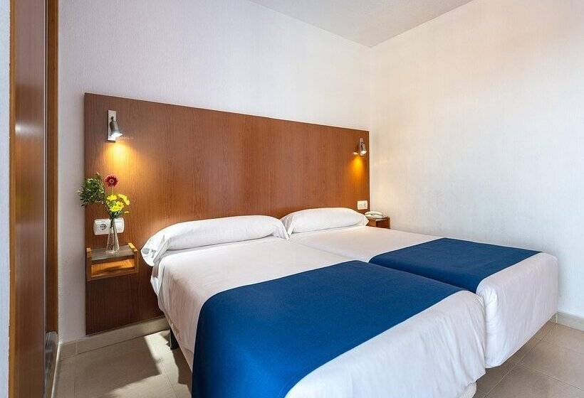 هتل Playas De Torrevieja