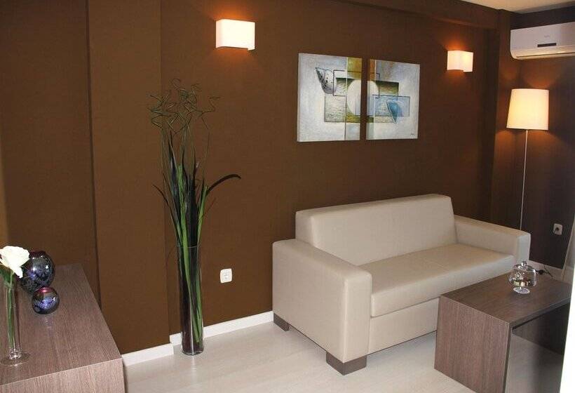 هتل Playas De Torrevieja