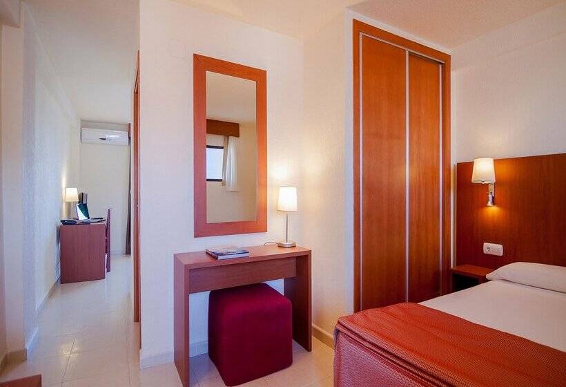 هتل Playas De Torrevieja