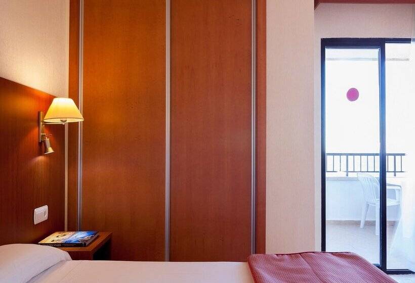 هتل Playas De Torrevieja