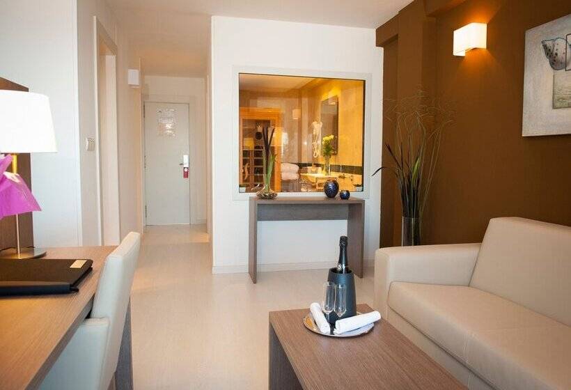 هتل Playas De Torrevieja