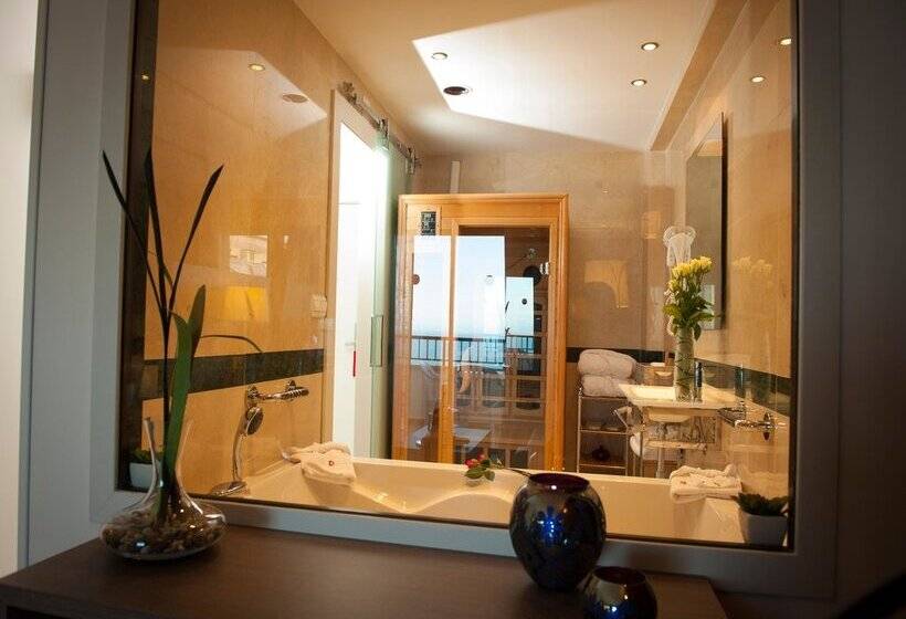 هتل Playas De Torrevieja