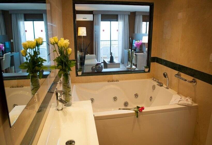 هتل Playas De Torrevieja