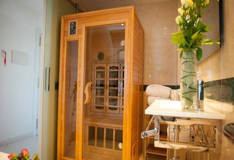 هتل Playas De Torrevieja