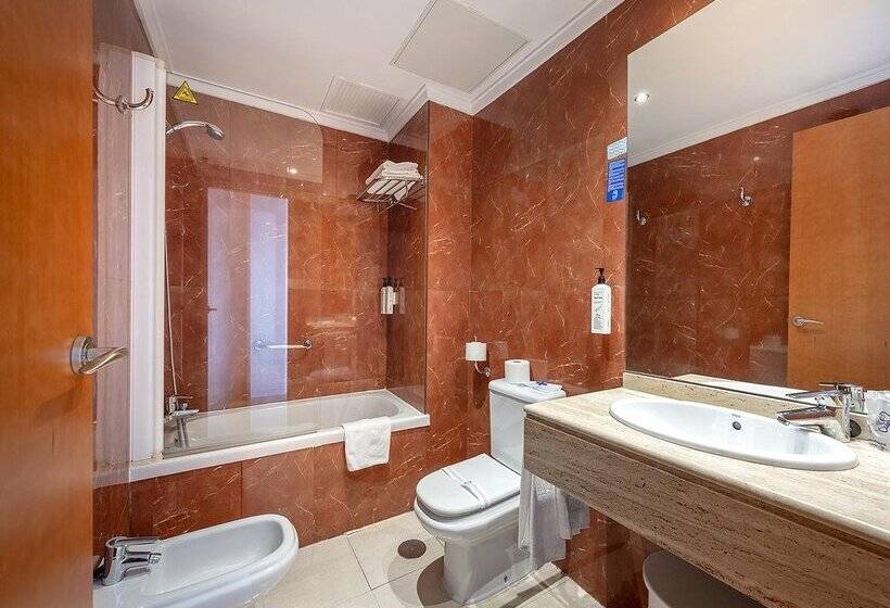 هتل Playas De Torrevieja